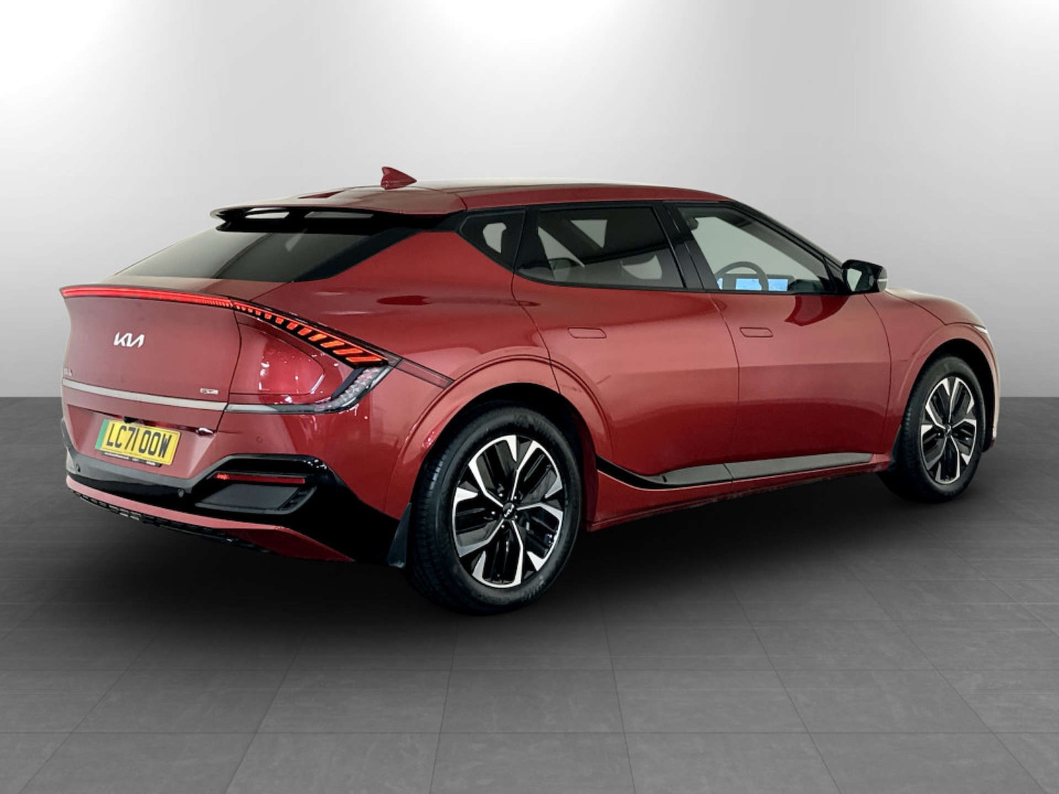 Used Kia EV6 2021 for sale - 77406132: Photo 10