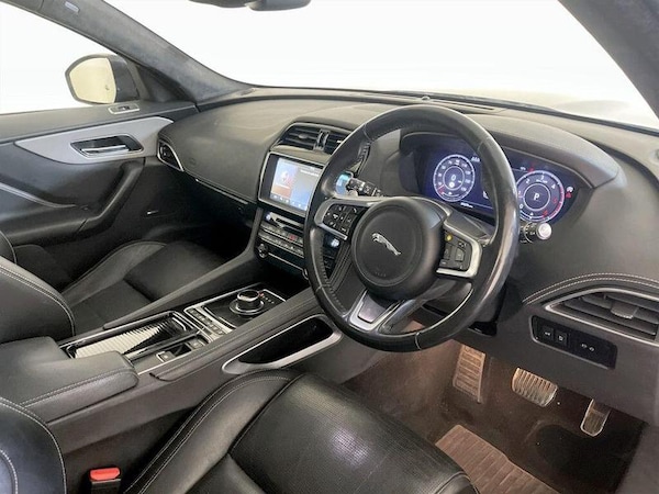 Used Jaguar F-Pace 2020 for sale - 76234754: Photo 16