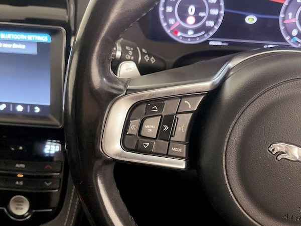 Used Jaguar F-Pace 2020 for sale - 76234754: Photo 18