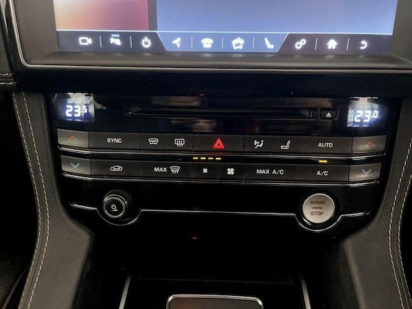 Used Jaguar F-Pace 2020 for sale - 76234754: Photo 25