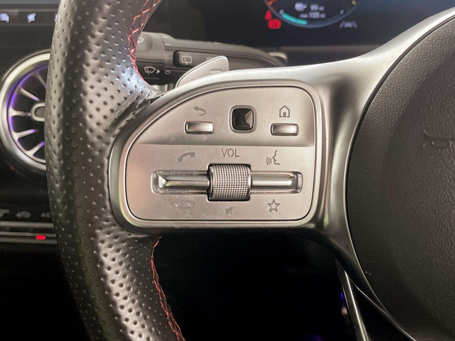 Used Mercedes-Benz EQB 2023 for sale - 77712949: Photo 18