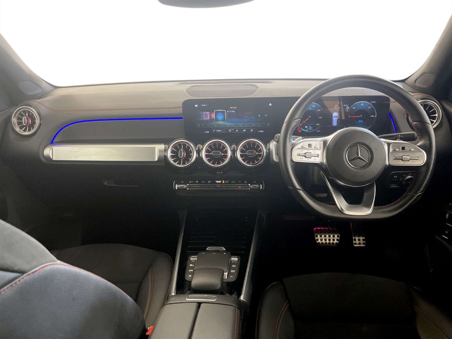 Used Mercedes-Benz EQB 2023 for sale - 77712949: Photo 3