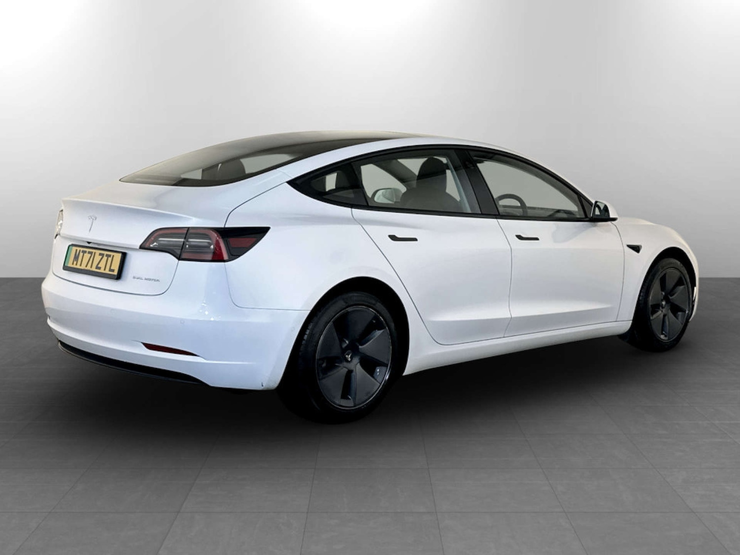 Used Tesla Model 3 2021 for sale - 77639578: Photo 10