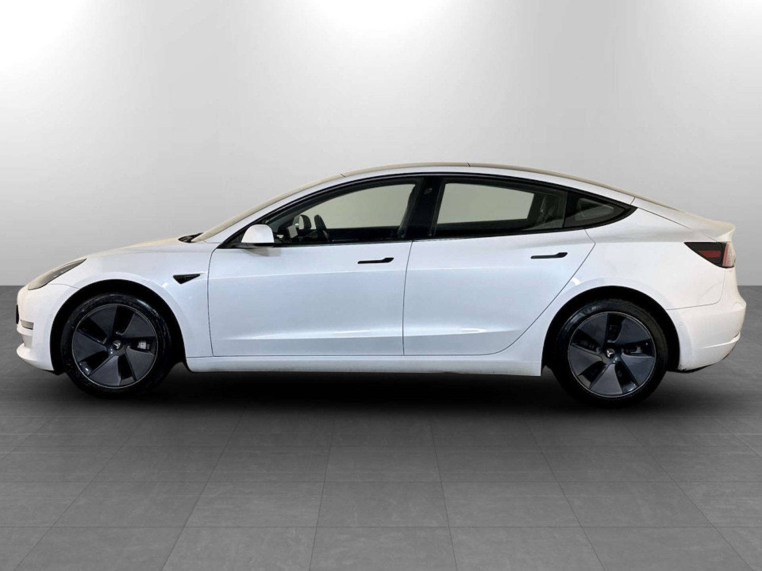 Used Tesla Model 3 2021 for sale - 77639578: Photo 7