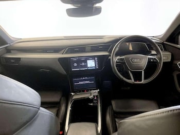 Used Audi e-tron 2021 for sale - 76819194: Photo