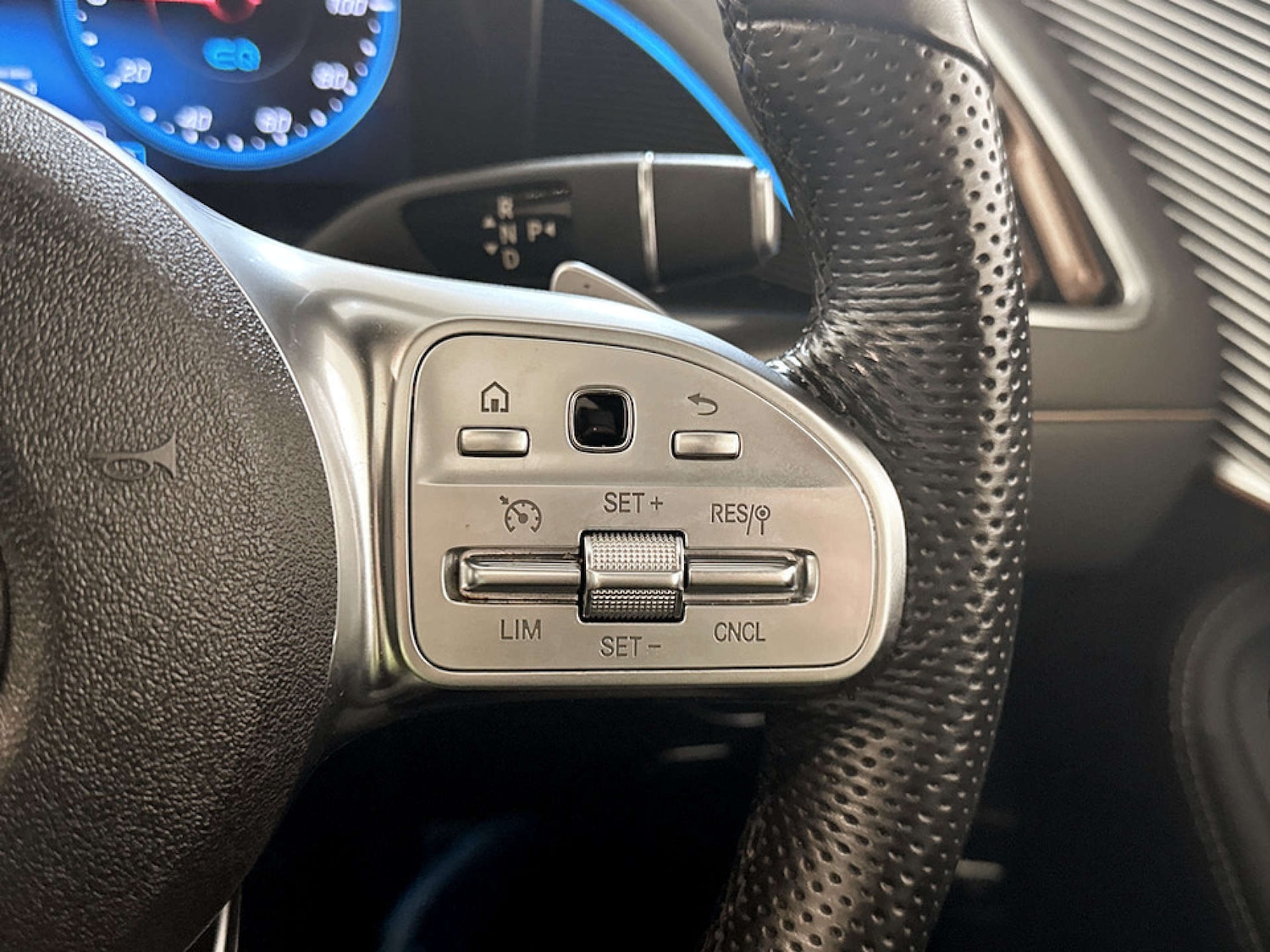 Used Mercedes-Benz EQC 2022 for sale - 77802008: Photo 21