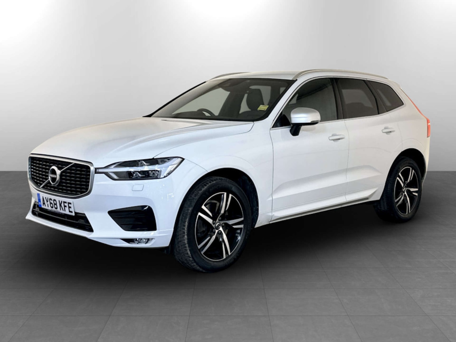 Used Volvo XC60 2018 for sale - 77185463: Photo 6