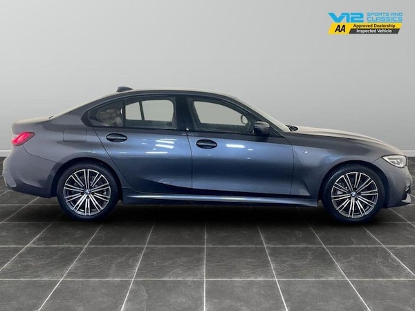 Used BMW 3 Series 2019 for sale - 76234918: Photo 11