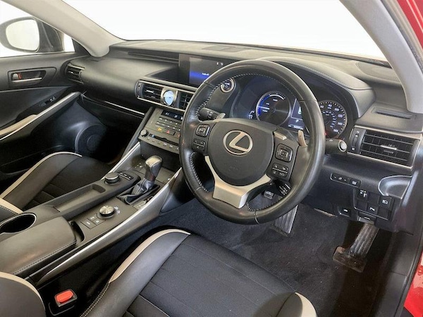 Used Lexus IS 2019 for sale - 76234755: Photo 16