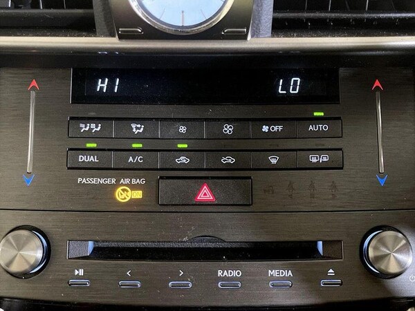Used Lexus IS 2019 for sale - 76234755: Photo 25