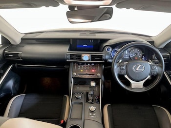 Used Lexus IS 2019 for sale - 76234755: Photo 3