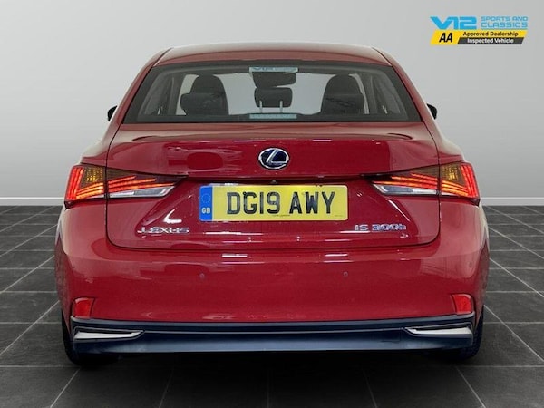 Used Lexus IS 2019 for sale - 76234755: Photo 9