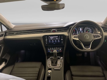 Used Volkswagen Passat 2022 for sale - 79156911: Photo