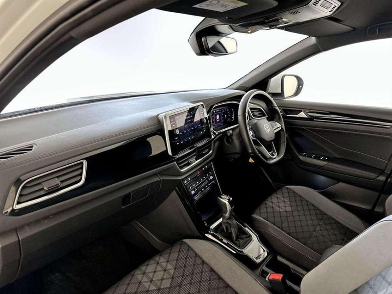 Used Volkswagen T-Roc for sale - 76819180: Photo 12