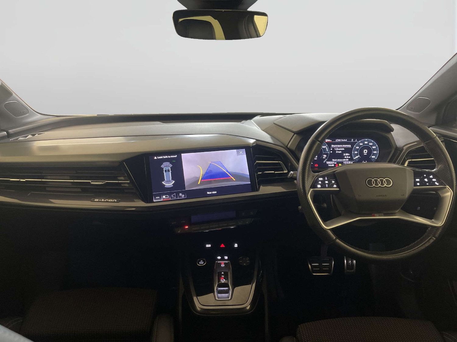 Used Audi Q4 e-tron 2022 for sale - 78016430: Photo 3