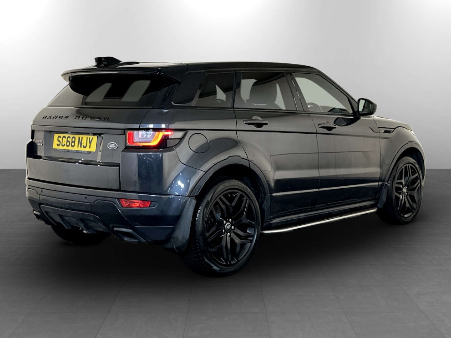 Used Land Rover Range Rover Evoque 2018 for sale - 77490233: Photo 10