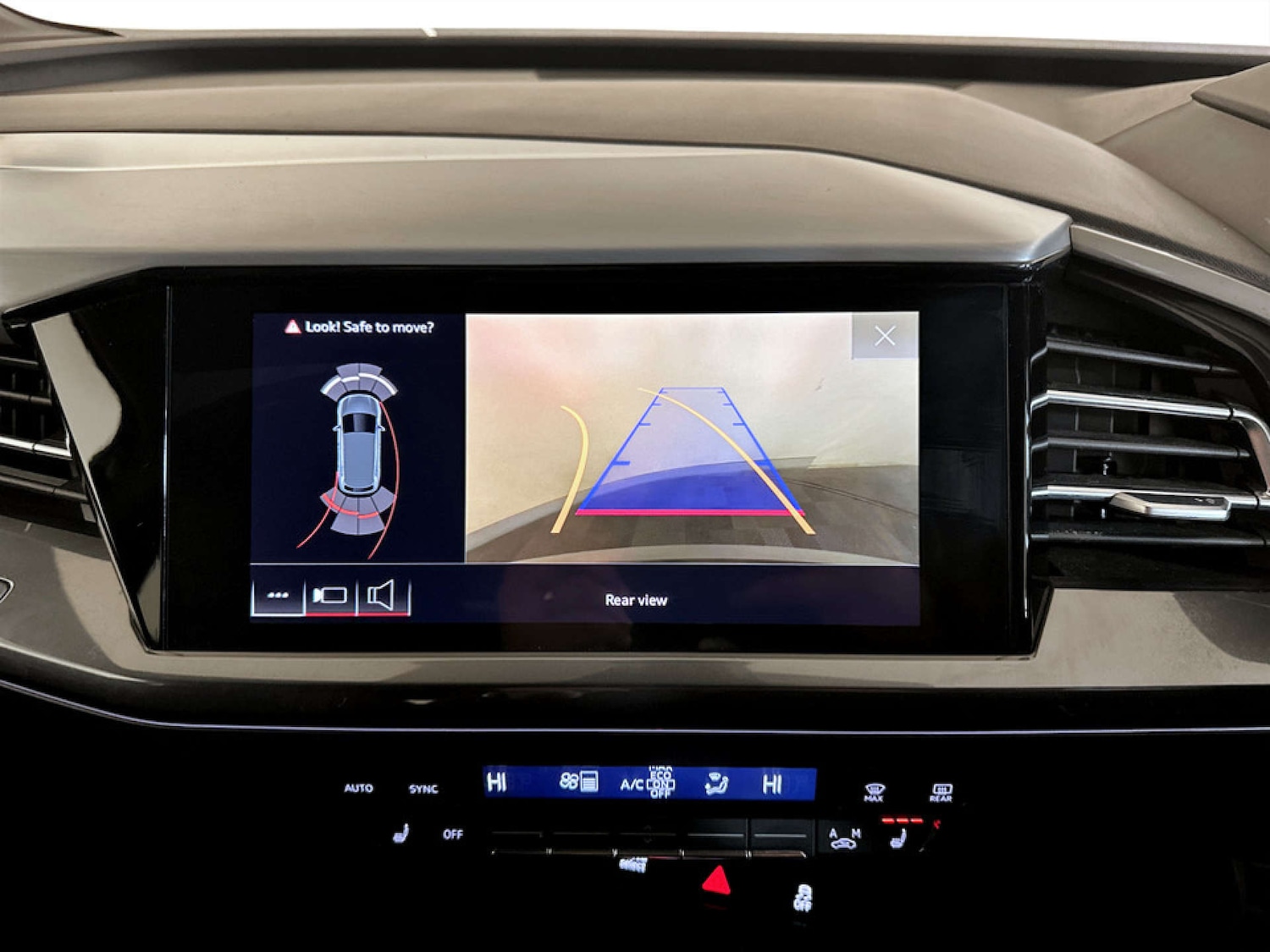 Used Audi Q4 e-tron 2022 for sale - 77185477: Photo 20