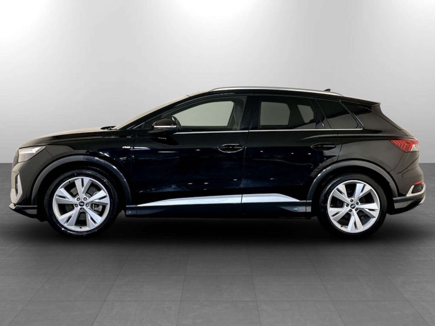 Used Audi Q4 e-tron 2022 for sale - 77185477: Photo 7