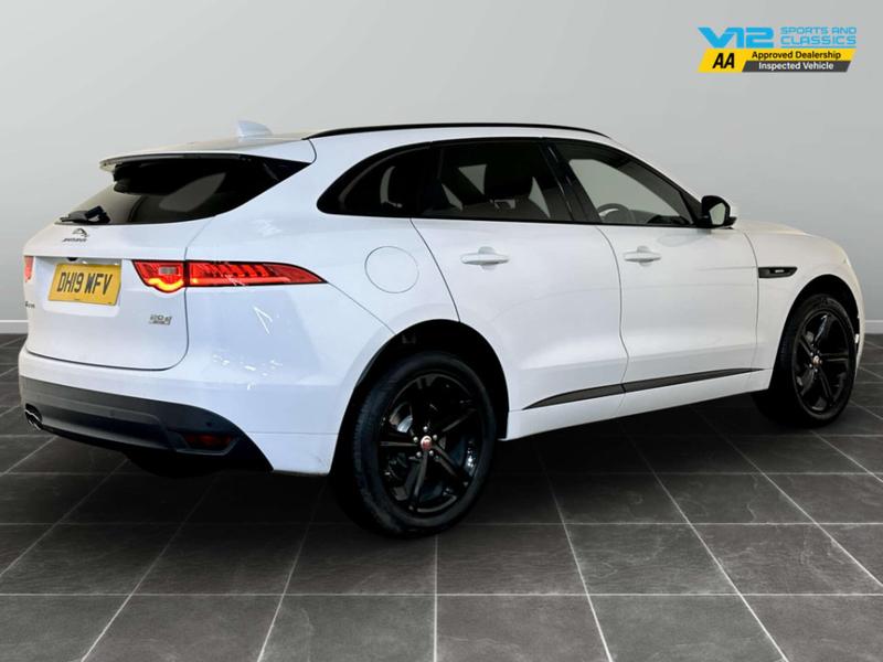 Used Jaguar F-Pace 2019 for sale - 76960943: Photo 10
