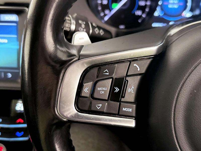 Used Jaguar F-Pace 2019 for sale - 76960943: Photo 16