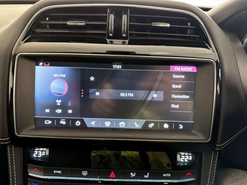 Used Jaguar F-Pace 2019 for sale - 76960943: Photo 20