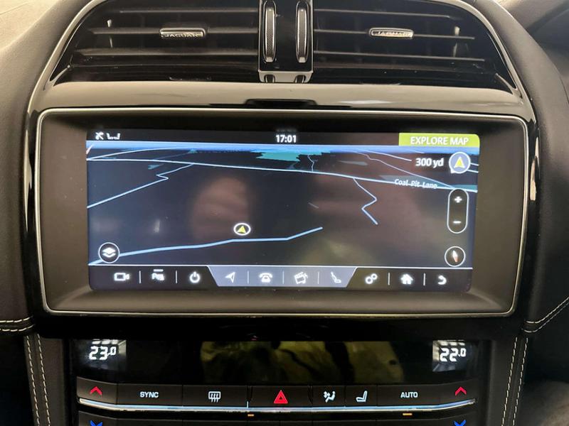 Used Jaguar F-Pace 2019 for sale - 76960943: Photo 23