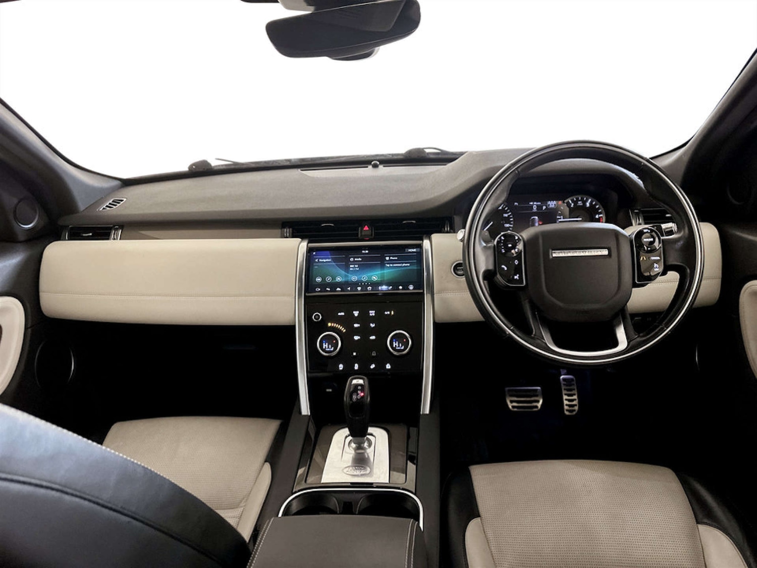 Used Land Rover Discovery Sport 2020 for sale - 77185456: Photo 3