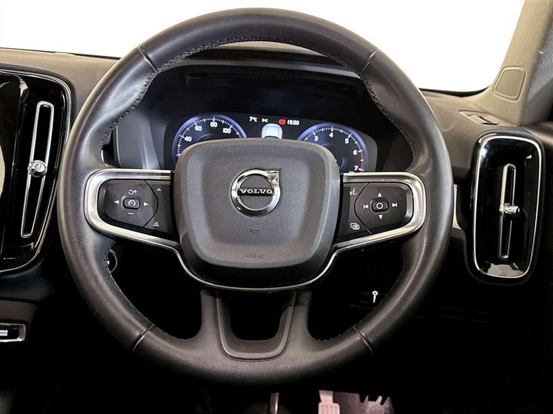 Used Volvo XC40 2021 for sale - 77116915: Photo 16