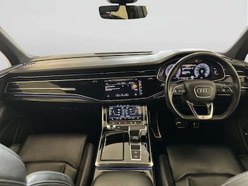 Used Audi Q7 2020 for sale - 78408196: Photo