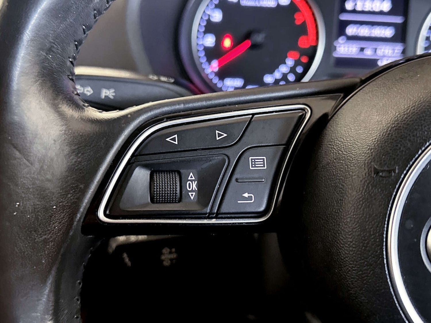 Used Audi Q2 2017 for sale - 77490175: Photo 18