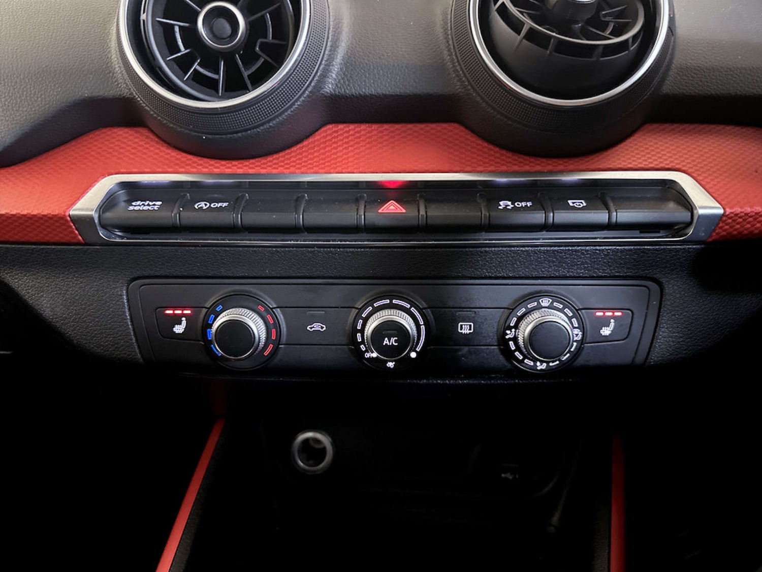 Used Audi Q2 2017 for sale - 77490175: Photo 24