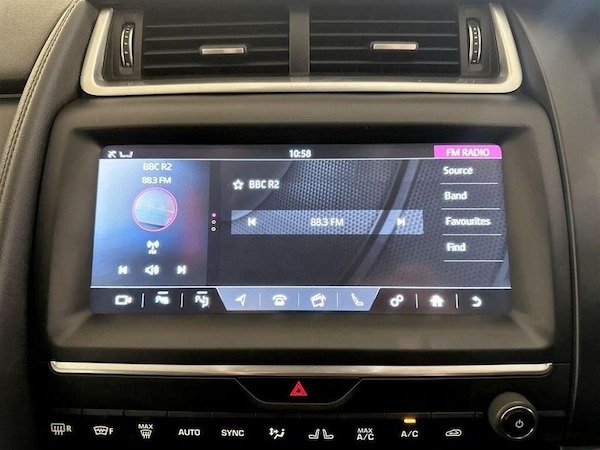 Used Jaguar E-Pace 2019 for sale - 76131614: Photo 24