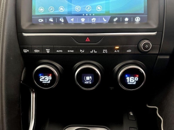 Used Jaguar E-Pace 2019 for sale - 76131614: Photo 25