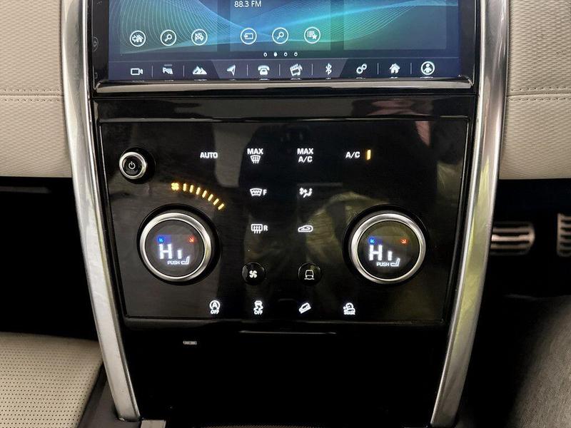 Used Land Rover Discovery Sport 2020 for sale - 76631254: Photo 25