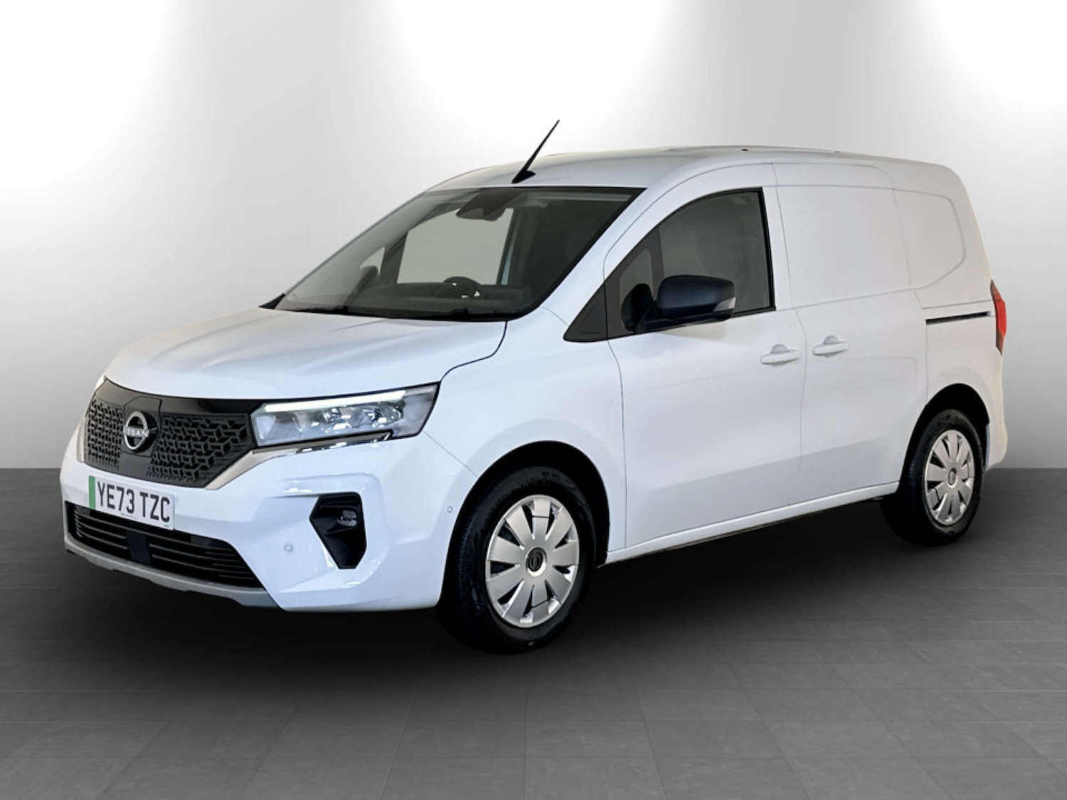 Used Nissan Other 2023 for sale - 77406136: Photo 5