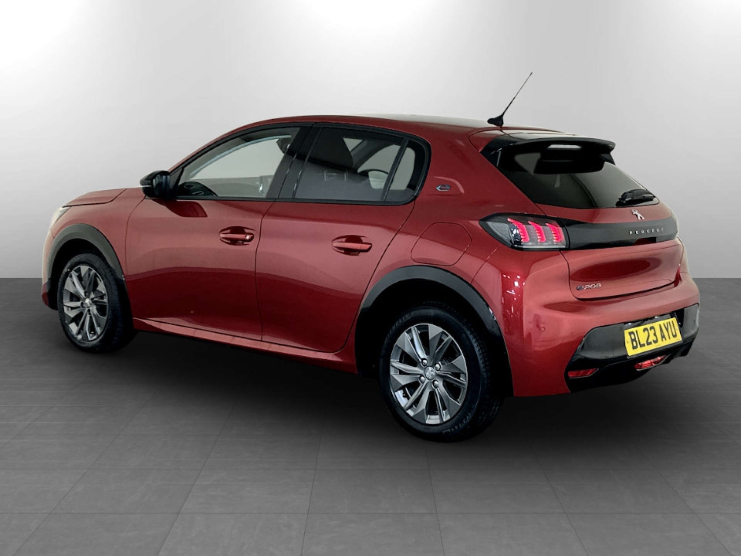 Used Peugeot 208 2023 for sale - 77762337: Photo 8