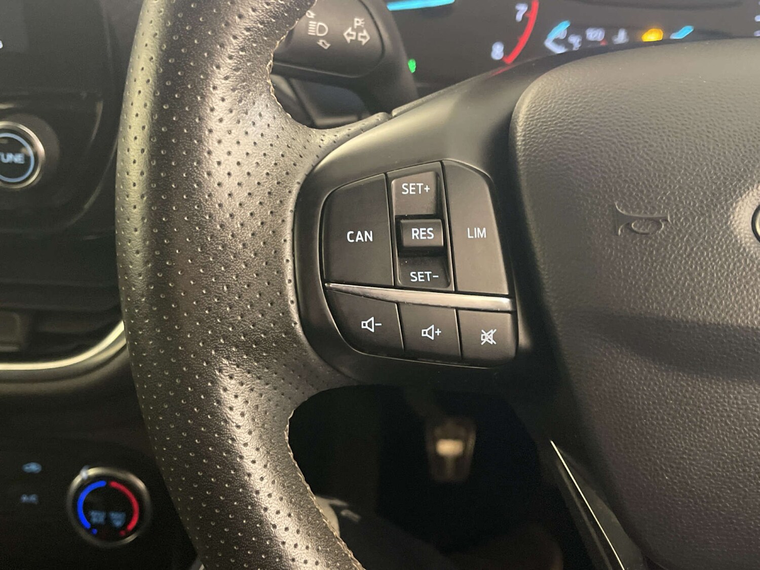 Used Ford Fiesta 2019 for sale - 77905901: Photo 18