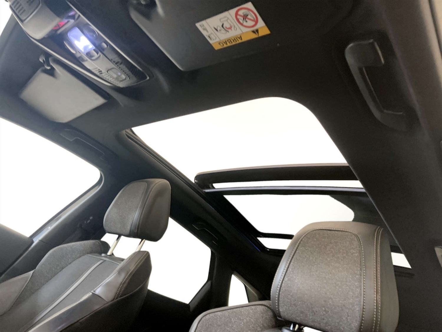 Used Peugeot 3008 2018 for sale - 77262808: Photo 14