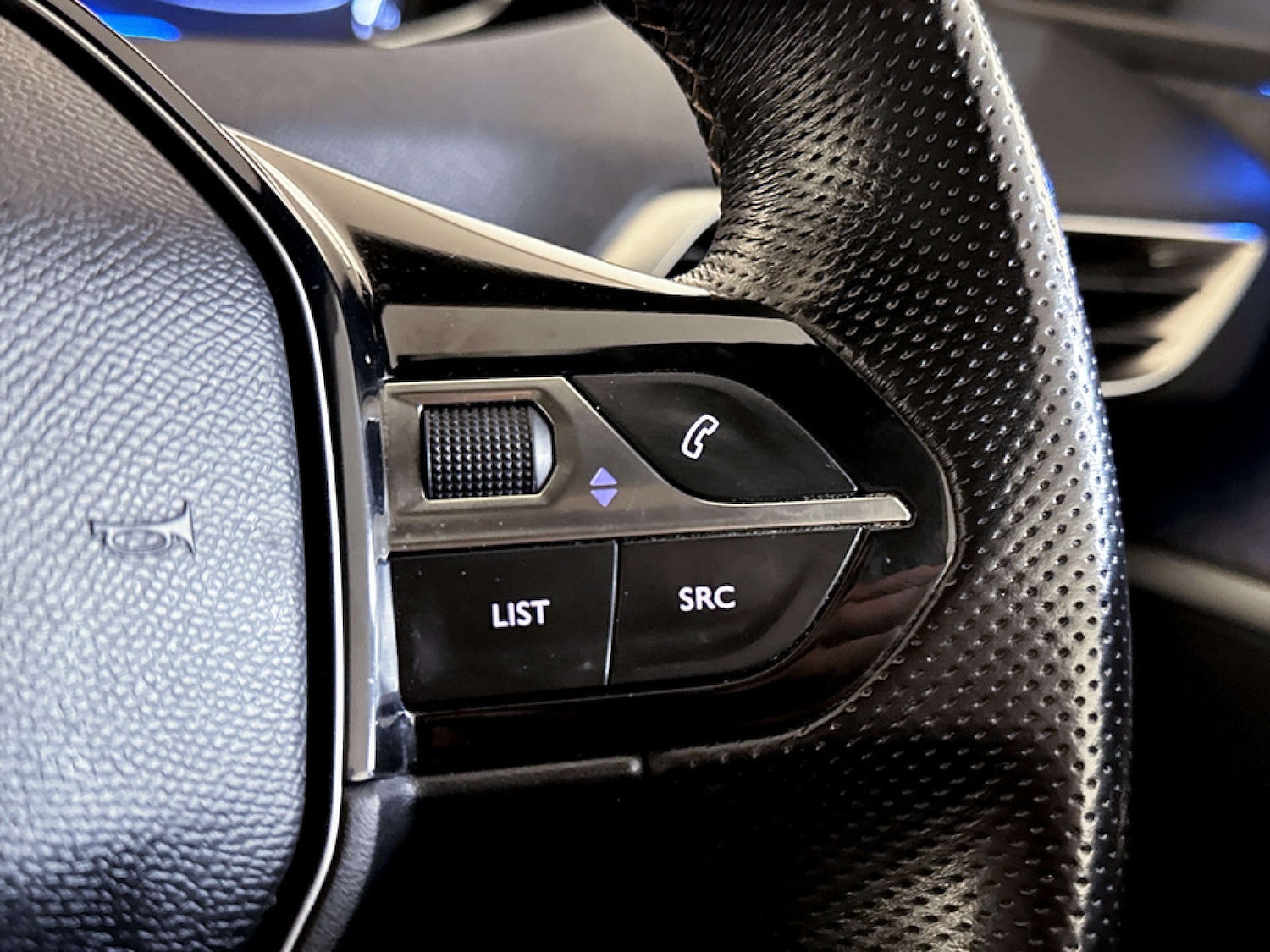 Used Peugeot 3008 2018 for sale - 77262808: Photo 21