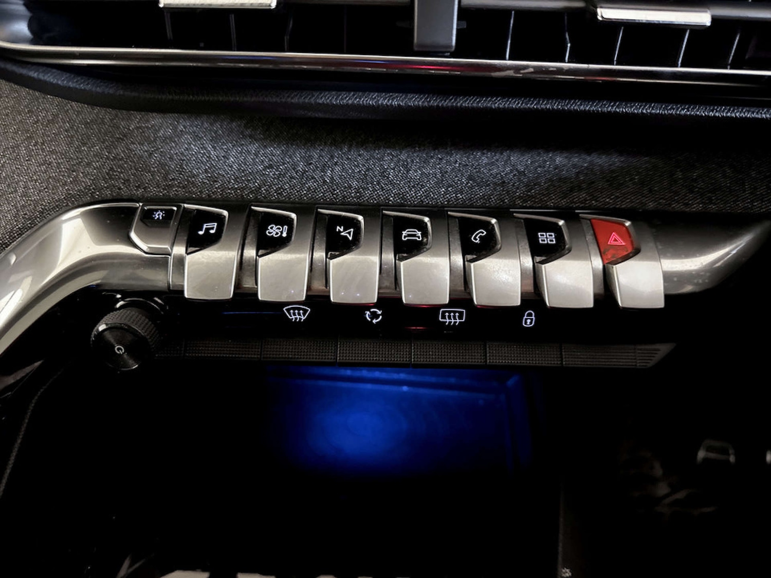 Used Peugeot 3008 2018 for sale - 77262808: Photo 26