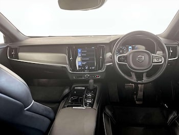 Used Volvo V90 2021 for sale - 76979497: Photo