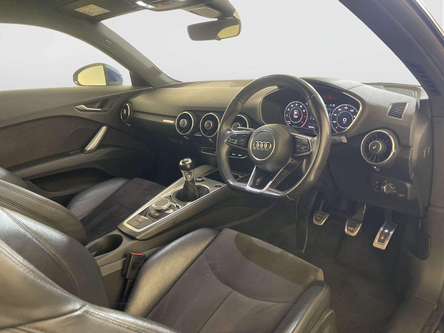 Used Audi TT 2015 for sale - 78016437: Photo 15