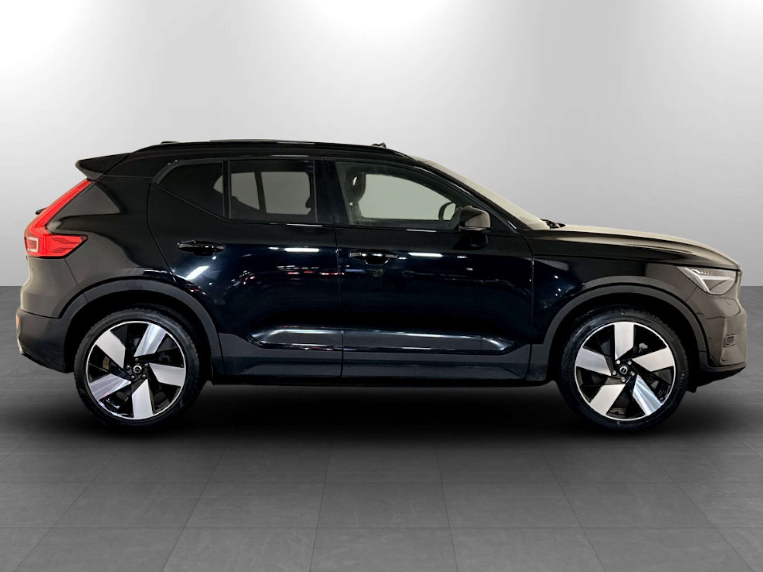 Used Volvo XC40 2022 for sale - 77420203: Photo 10