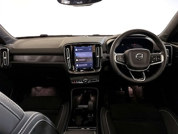 Used Volvo XC40 2022 for sale - 77420203: Photo