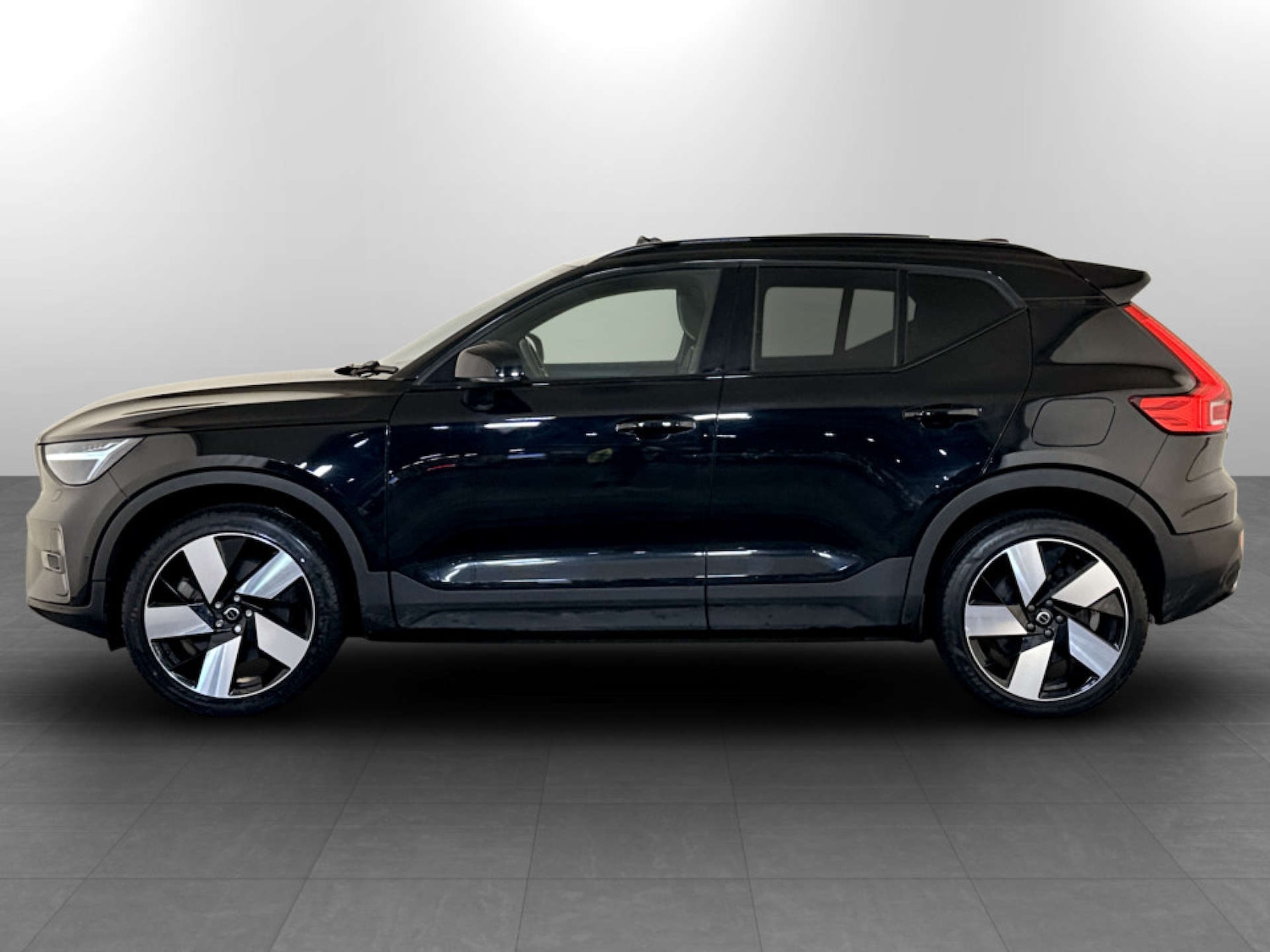 Used Volvo XC40 2022 for sale - 77420203: Photo 6