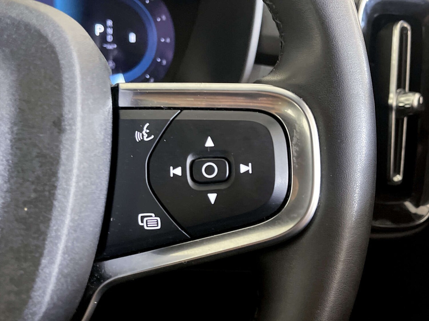 Used Volvo XC40 2022 for sale - 77984316: Photo 20