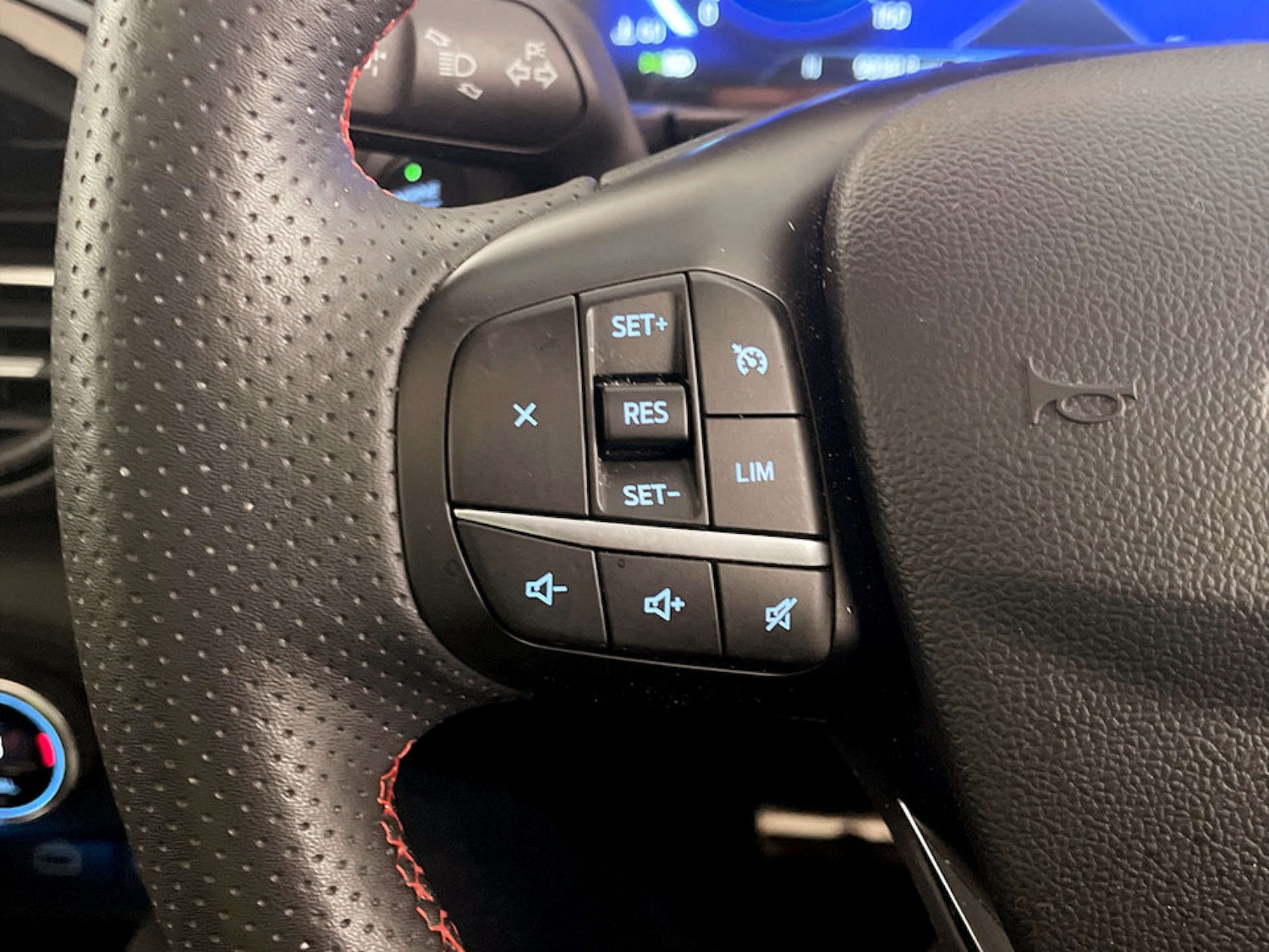 Used Ford Kuga 2022 for sale - 77350533: Photo 19