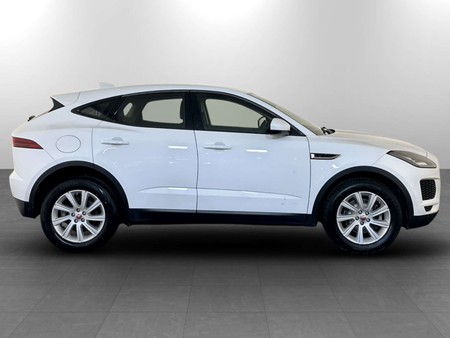 Used Jaguar E-Pace 2019 for sale - 77185434: Photo 11