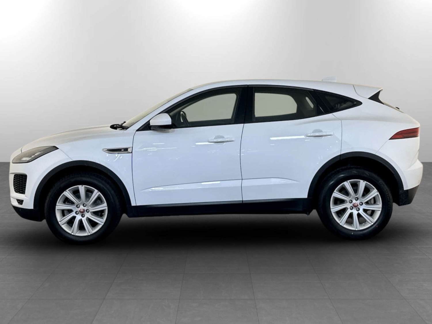 Used Jaguar E-Pace 2019 for sale - 77185434: Photo 7