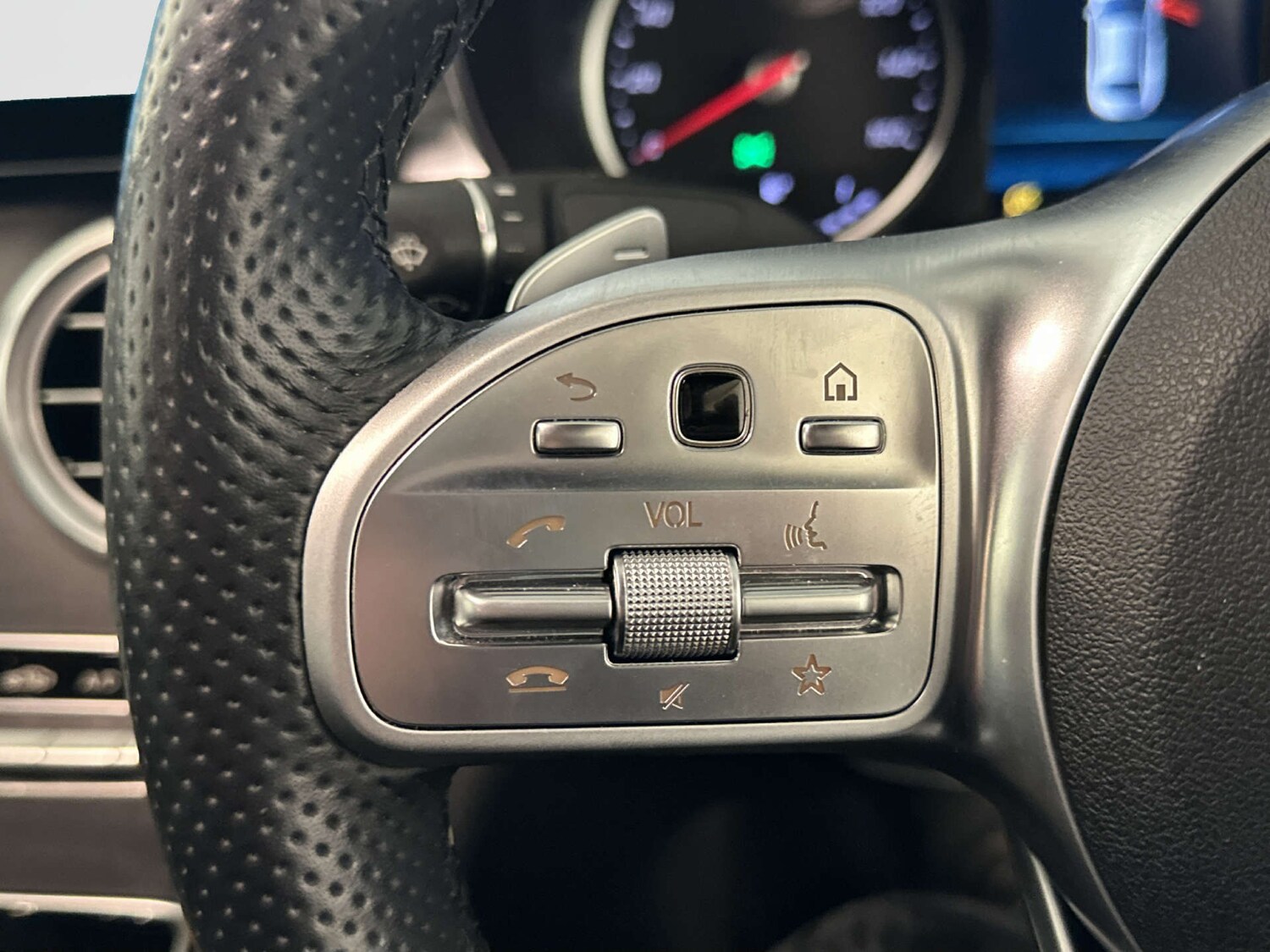 Used Mercedes-Benz C Class 2018 for sale - 78165553: Photo 18